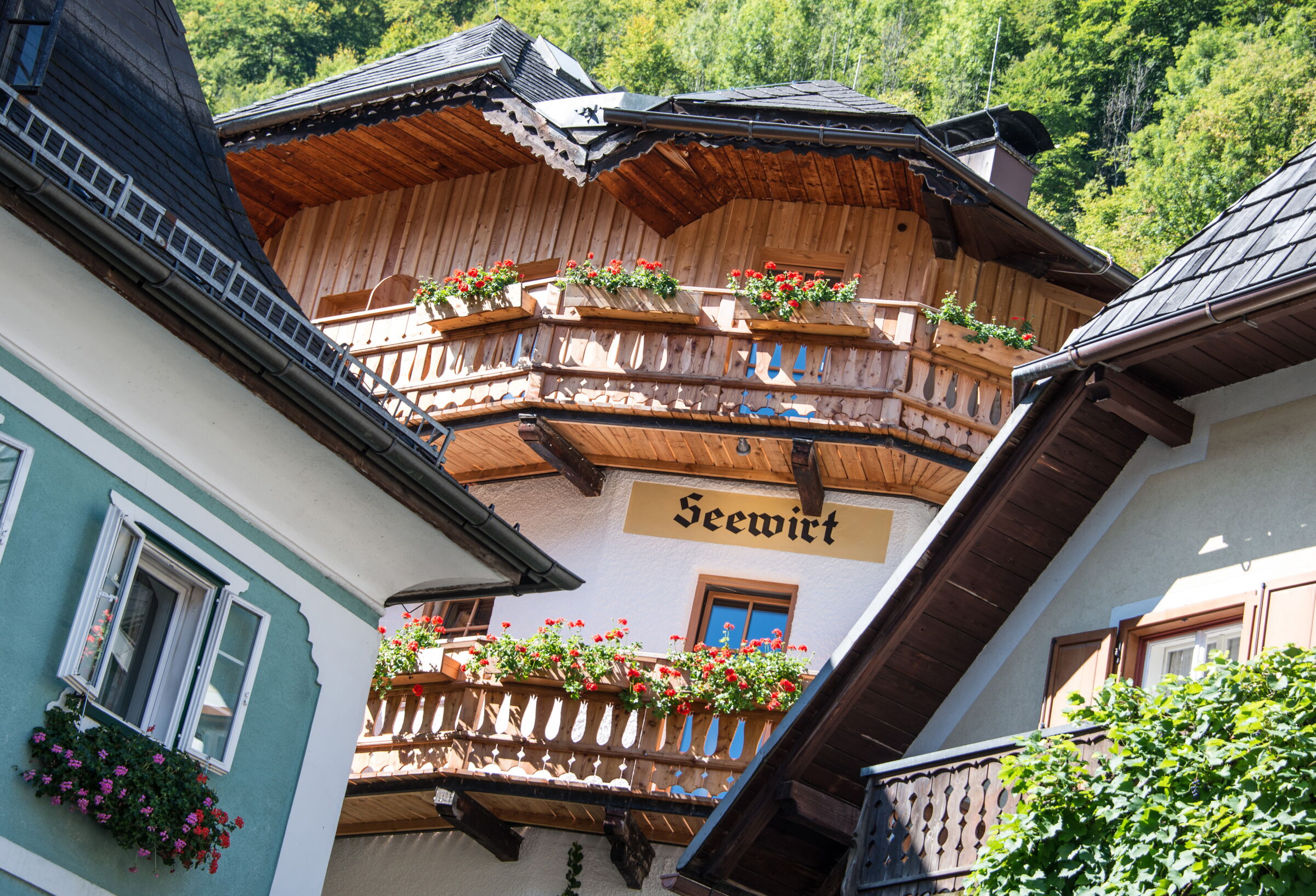 View from the town square of Hallstatt to the Seewirt Zauner