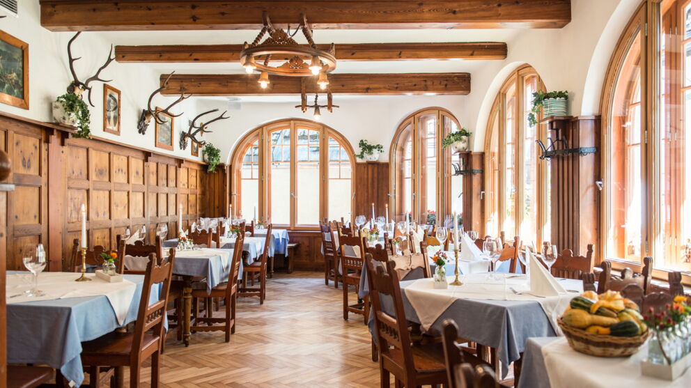 Das Restaurant Seewirt Zauner im Zentrum von Hallstatt im modernen, traditionellen österreichischen Stil von innen